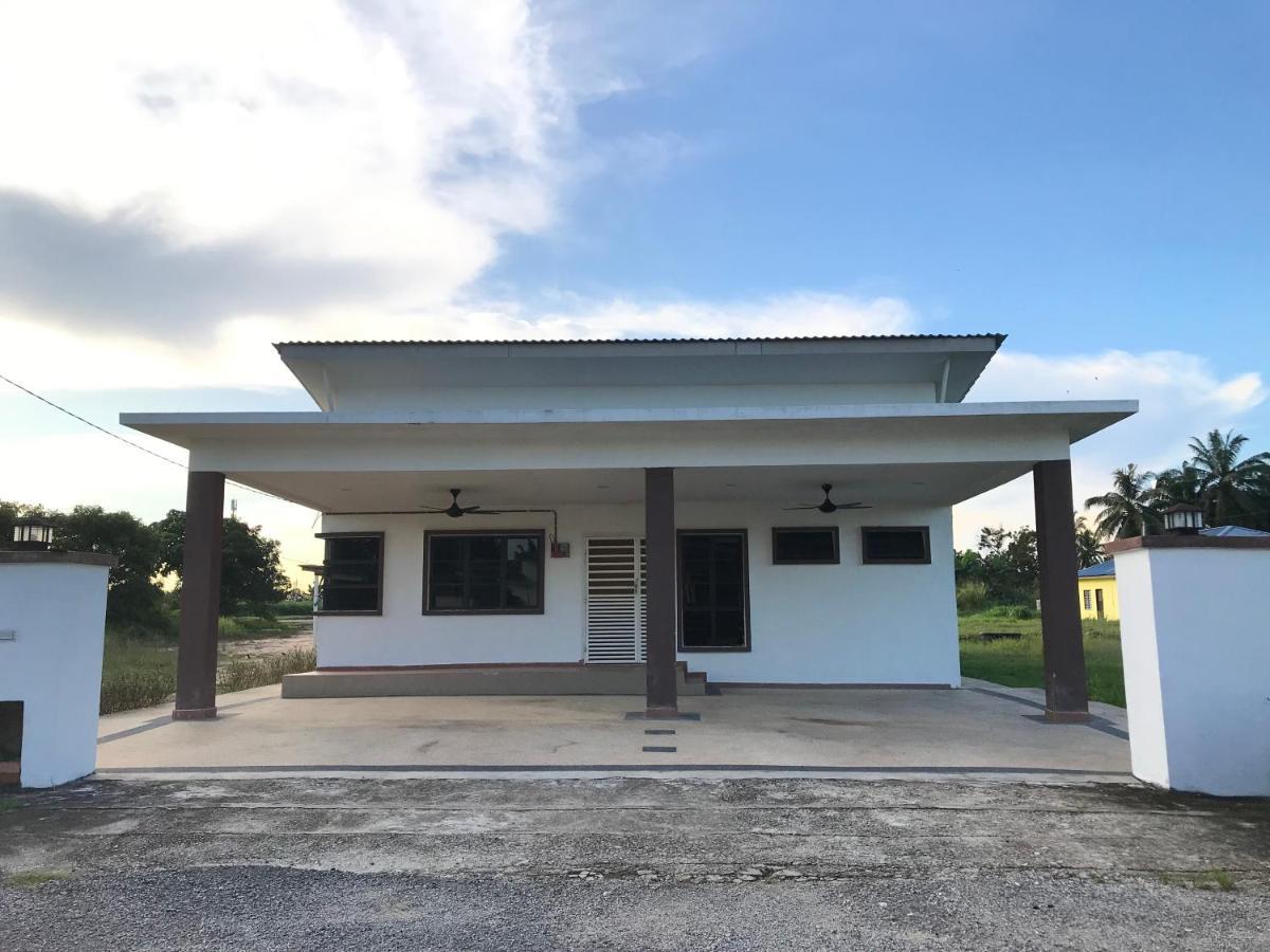 D' Totok Housestay Sepang Exterior photo